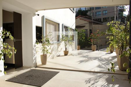 Apartamento para alugar com 70m², 2 quartos e sem vagaEntrada do Edifício
