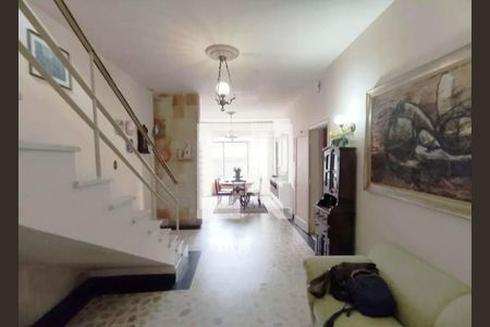 Sala de casa para alugar com 4 quartos, 128m² em Serra, Belo Horizonte