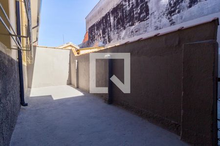 Quintal de casa para alugar com 3 quartos, 110m² em Quarta Parada, São Paulo
