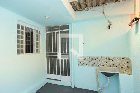 Casa para alugar com 70m², 1 quarto e 1 vagaÁrea de Serviço