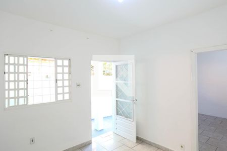Sala de casa para alugar com 1 quarto, 70m² em Boa Vista, Belo Horizonte
