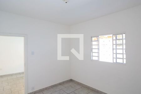 Quarto 1 de casa para alugar com 1 quarto, 70m² em Boa Vista, Belo Horizonte
