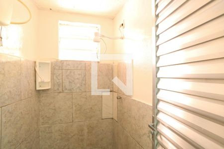 Banheiro de casa para alugar com 1 quarto, 70m² em Boa Vista, Belo Horizonte