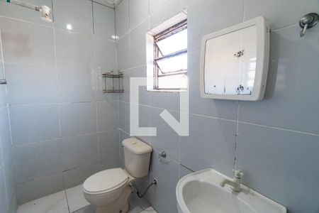 Banheiro de casa para alugar com 1 quarto, 50m² em Vila Babilonia, São Paulo