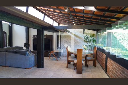 Sala de casa à venda com 3 quartos, 399m² em Anil, Rio de Janeiro