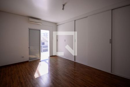 Quarto 1  de casa para alugar com 2 quartos, 82m² em Vila Brasílio Machado, São Paulo
