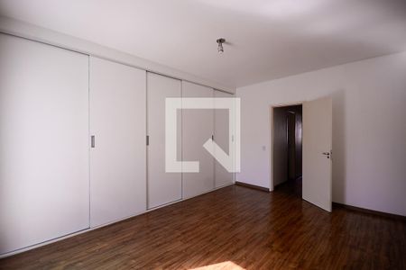 Quarto 1  de casa para alugar com 1 quarto, 82m² em Vila Brasílio Machado, São Paulo