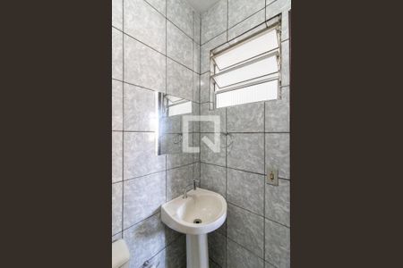 Banheiro de apartamento para alugar com 1 quarto, 45m² em Jardim Kida, Guarulhos