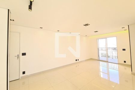 Sala de apartamento para alugar com 3 quartos, 65m² em Vila Antonieta, São Paulo