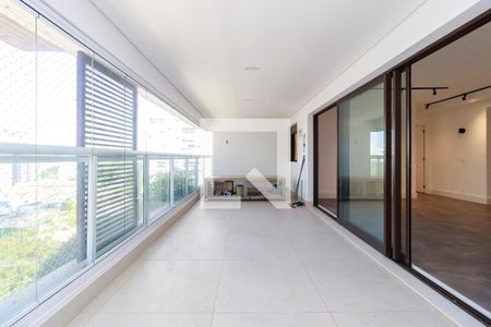 Sala - Varanda de apartamento à venda com 3 quartos, 137m² em Jardim das Acacias, São Paulo