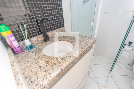 Banheiro  de apartamento à venda com 2 quartos, 95m² em Vila Guarani, Santo André