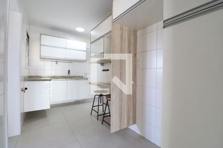 Apartamento à venda com 94m², 3 quartos e 2 vagasCozinha