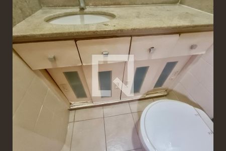 Apartamento à venda com 98m², 3 quartos e sem vaga Apartamento à venda com 98m², 3 quartos e sem vagaSuíte banheiro