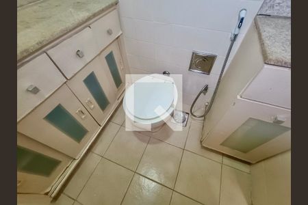 Apartamento à venda com 98m², 3 quartos e sem vaga Apartamento à venda com 98m², 3 quartos e sem vagaSuíte banheiro