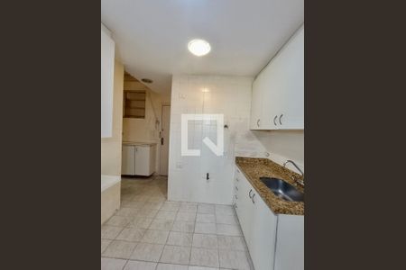 Apartamento à venda com 98m², 3 quartos e sem vaga Apartamento à venda com 98m², 3 quartos e sem vagaCopa / Cozinha