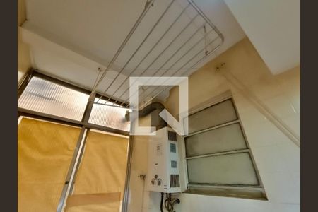 Apartamento à venda com 98m², 3 quartos e sem vaga Apartamento à venda com 98m², 3 quartos e sem vagaÁrea serviço