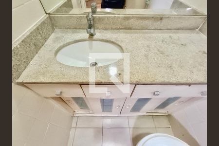 Apartamento à venda com 98m², 3 quartos e sem vaga Apartamento à venda com 98m², 3 quartos e sem vagaSuíte banheiro