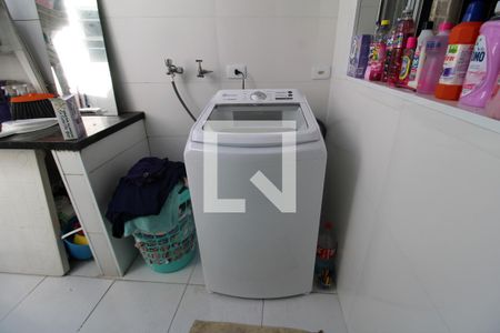 Casa à venda com 440m², 8 quartos e 4 vagasCasa 4 - Área de Serviço