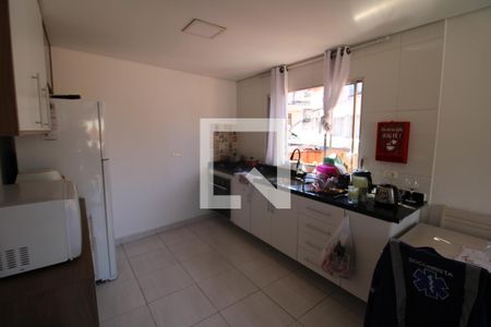 Casa à venda com 440m², 8 quartos e 4 vagasCasa 4 - Sala / Cozinha