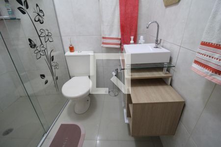 Casa à venda com 440m², 8 quartos e 4 vagasCasa 1 - Quarto 2 - Banheiro