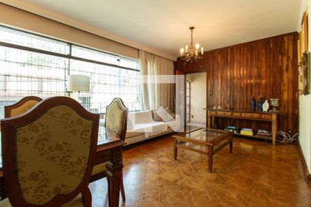 Sala de casa para alugar com 4 quartos, 299m² em Jardim da Gloria, São Paulo
