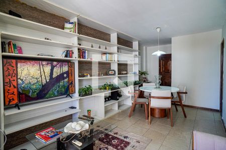 Sala de apartamento à venda com 2 quartos, 90m² em Icaraí, Niterói
