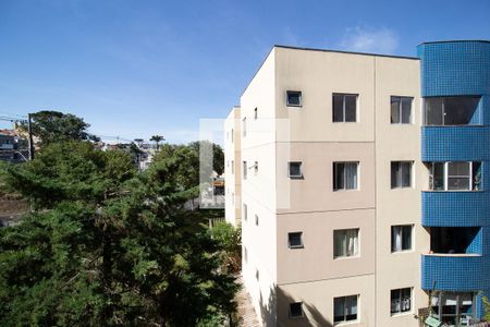 Vista do Quarto 1 de apartamento para alugar com 2 quartos, 61m² em Tingui, Curitiba