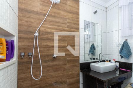 Casa à venda com 100m², 3 quartos e 2 vagasBanheiro da Suíte