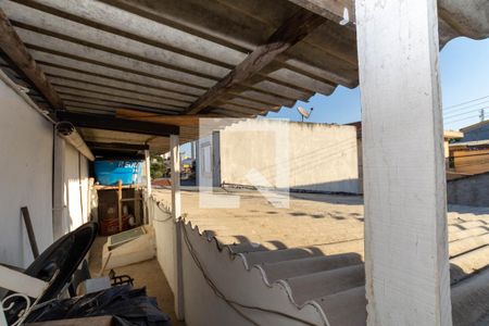 Casa à venda com 100m², 3 quartos e 2 vagasVaranda do quarto 4