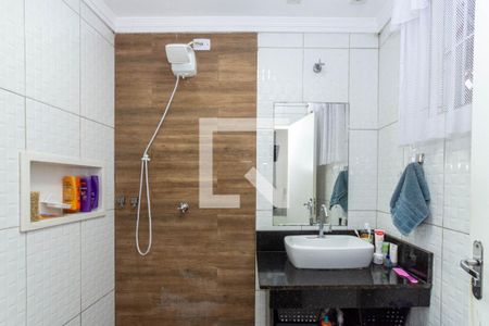 Casa à venda com 100m², 3 quartos e 2 vagasBanheiro da Suíte