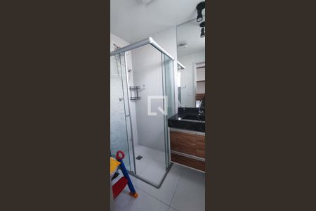 Banheiro de apartamento à venda com 2 quartos, 56m² em João Pinheiro, Belo Horizonte