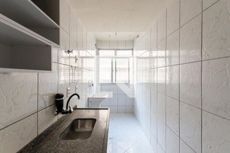 Apartamento à venda com 58m², 2 quartos e 1 vagaCozinha e Área de Serviço