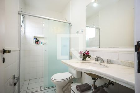 Casa de condomínio à venda com 195m², 3 quartos e 2 vagas Casa de condomínio à venda com 195m², 3 quartos e 2 vagasSuíte