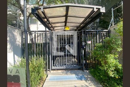 Apartamento à venda com 51m², 2 quartos e 1 vaga Apartamento à venda com 51m², 2 quartos e 1 vagaFachada
