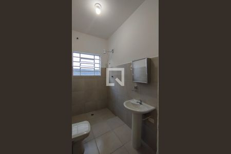 Casa à venda com 325m², 3 quartos e 6 vagasBanheiro