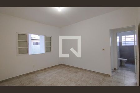 Casa à venda com 325m², 3 quartos e 6 vagasQuarto 2