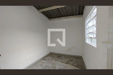 Casa à venda com 325m², 3 quartos e 6 vagasQuarto de Serviço