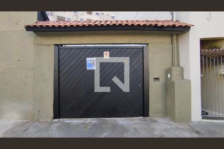 Casa à venda com 325m², 3 quartos e 6 vagasFachada