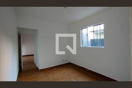 Casa à venda com 325m², 3 quartos e 6 vagasEdícula