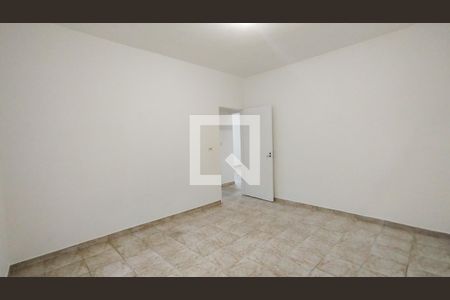 Casa à venda com 325m², 3 quartos e 6 vagasQuarto 2