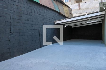 Casa à venda com 325m², 3 quartos e 6 vagasGaragem