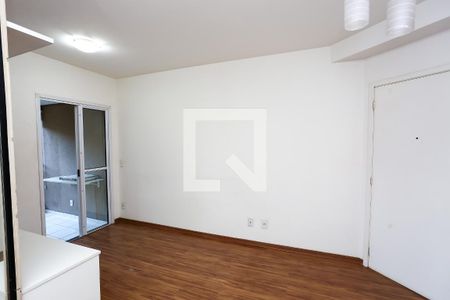 Sala de apartamento à venda com 2 quartos, 56m² em Vila Sonia do Taboao, Taboão da Serra