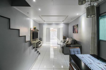 Casa para alugar com 200m², 2 quartos e 2 vagasSala
