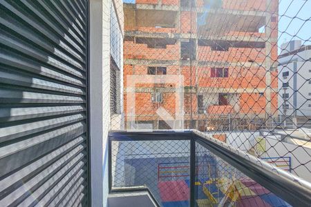 Apartamento para alugar com 115m², 3 quartos e 1 vaga Apartamento para alugar com 115m², 3 quartos e 1 vagaVaranda