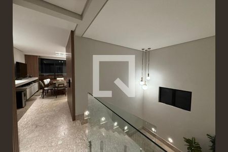 Apartamento à venda com 3 quartos, 256m² em Floresta, Belo Horizonte