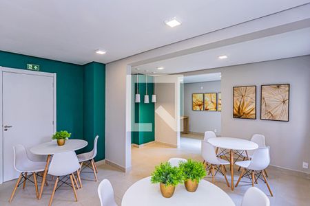 Apartamento à venda com 32m², 2 quartos e sem vagaÁrea comum