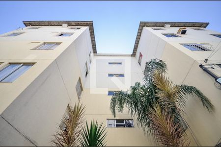 Fachada do bloco de apartamento para alugar com 2 quartos, 44m² em Estácio, Rio de Janeiro