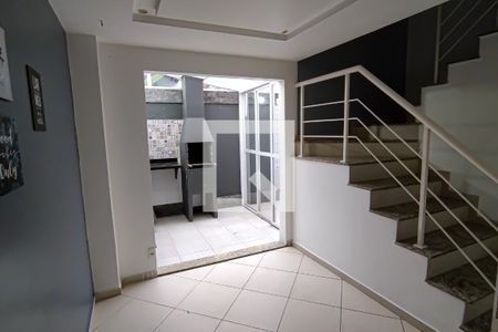 sala de casa para alugar com 4 quartos, 120m² em Taquara, Rio de Janeiro
