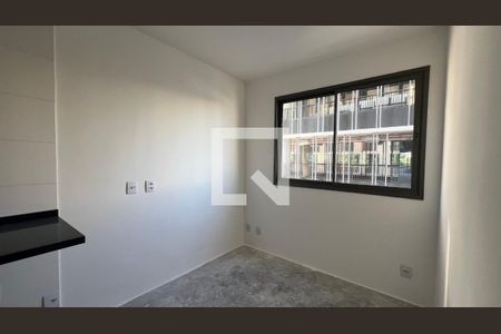 Sala  de kitnet/studio à venda com 1 quarto, 25m² em Pinheiros, São Paulo