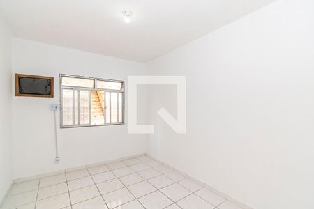 Quarto de apartamento para alugar com 1 quarto, 55m² em Irajá, Rio de Janeiro